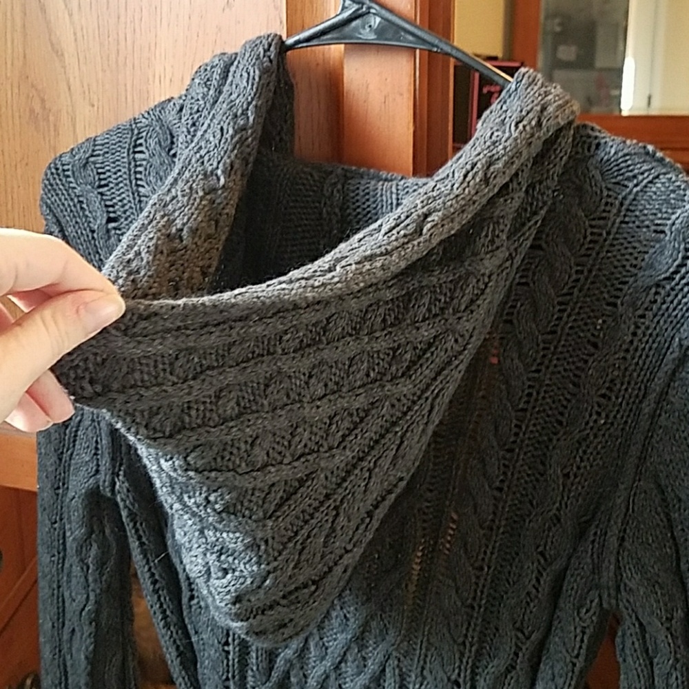 Long gray comfy sweater - Picture 7 of 8